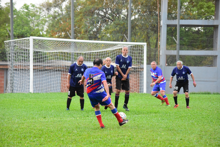 Nueva categor&iacute;a nacional: a la cancha +65