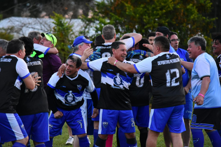 En el Club Crucero del Norte, se juegan las finales del Nacional