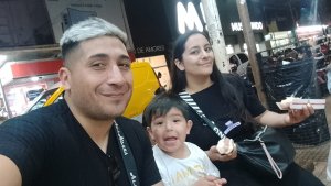 Nahuel Ber&oacute;n en familia, turismo en Posadas en la previa del Nacional. 