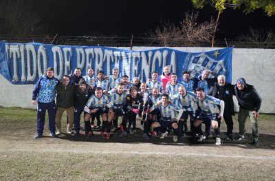 Villa Dora Senior, con equipo base de Amigos del Litoral, campe&oacute;n de la Copa de Plata Liga Santafesina