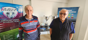 Repetto junto a Cristaldo. Hist&oacute;ricos dirigentes del f&uacute;tbol amateur de Posadas.