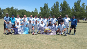 Los Glaciares de R&iacute;o Gallegos recorrer&aacute; 3500 kil&oacute;metros para jugar al f&uacute;tbol en Posadas