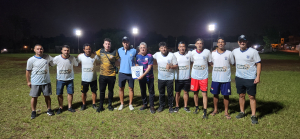 Bander&iacute;n entregado por Atl&eacute;tico Garup&aacute; a la AAVF. 