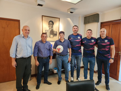 Wellbach, Ahuad, Zuetta, Weglin, Demartin y López, durante la reunión de este lunes. 