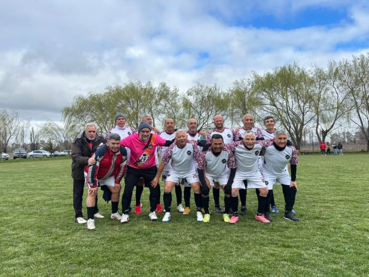 El campeon de Viedma +60, La Caleta FC, participar&aacute; con dos equipos en el Nacional de R&iacute;o Segundo. 
