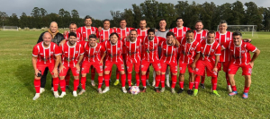 La Banda FC de Mar del Plata 2024, posa en el excelente predio Juan Esnaider. 